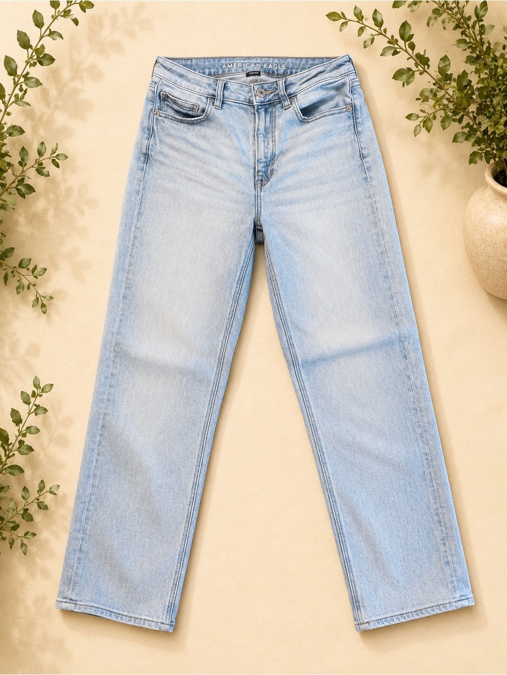 American Eagle Outfitters Mom Straight Jeans